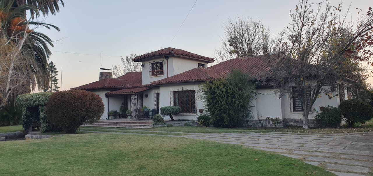 Gran Casa en venta en EL Olivar precioso jardín